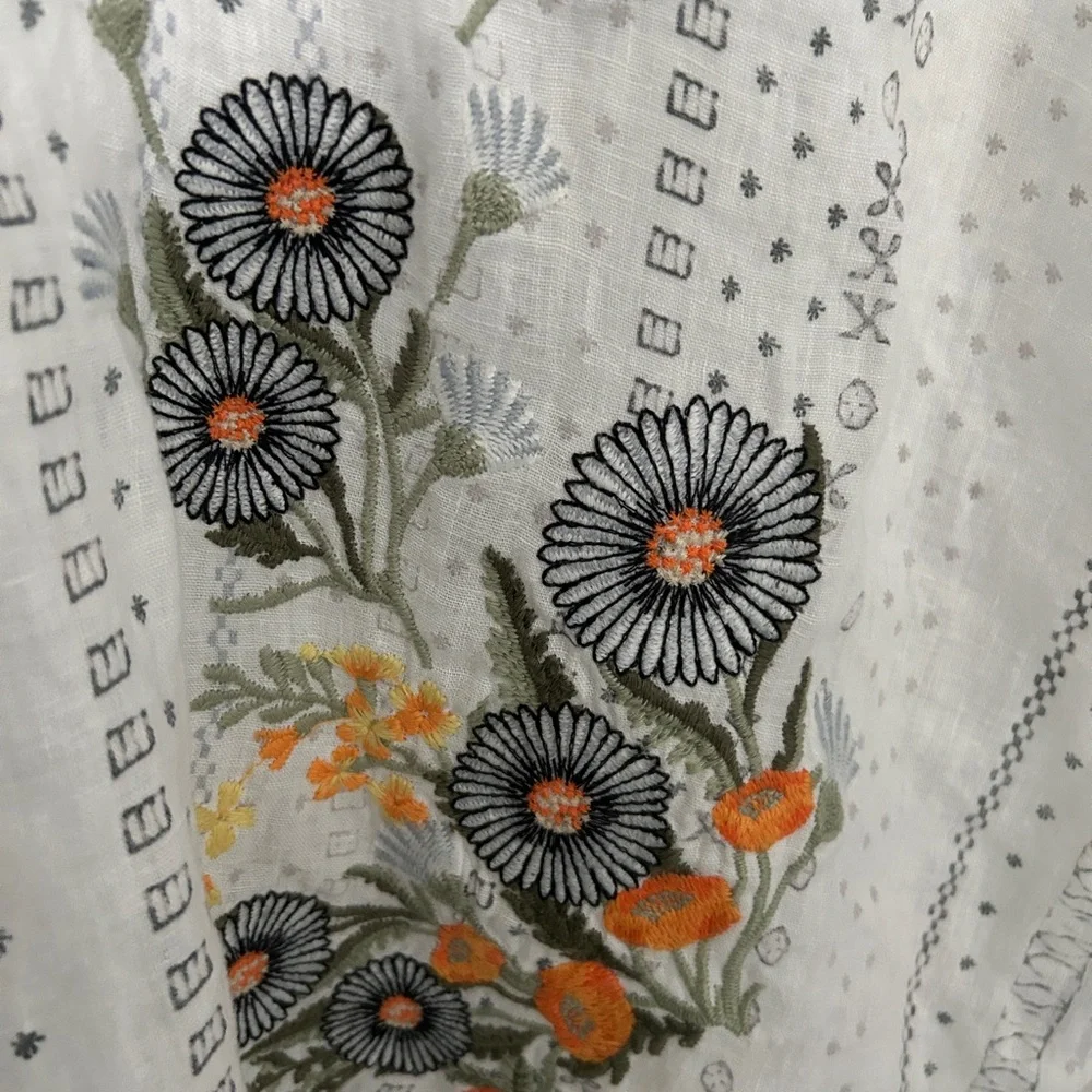 Johnny was white linen oversized blouse floral embroidered v neck line Sz xl - Picture 5 of 10